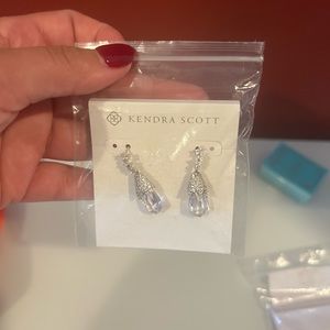 Kendra Scott Becky earrings